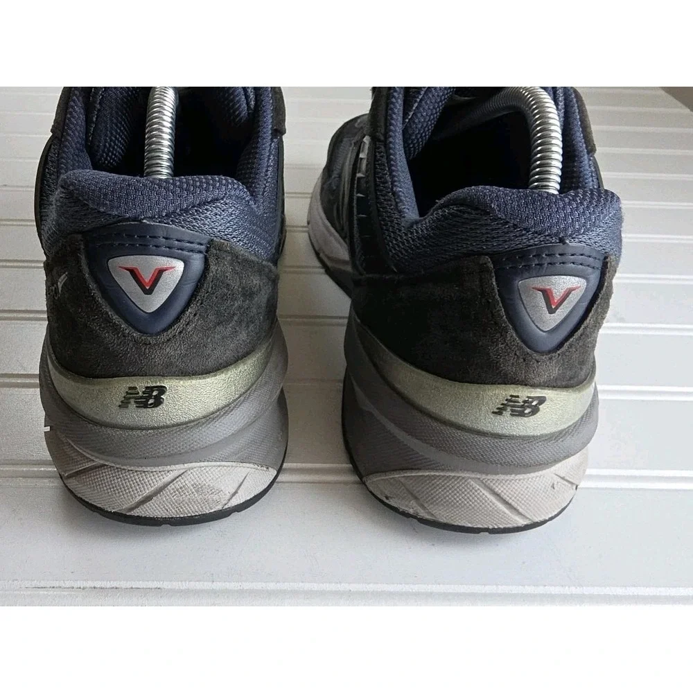 New Balance 990v5 Women's Size 11 W990NV5 NAVY GRAY